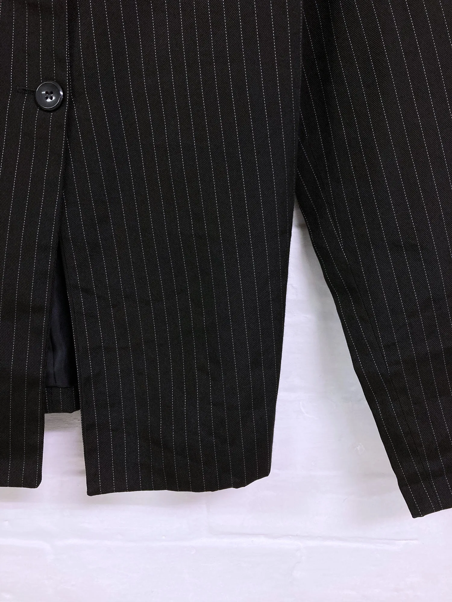 Jean Colonna black striped polypropylene creased two button blazer - S