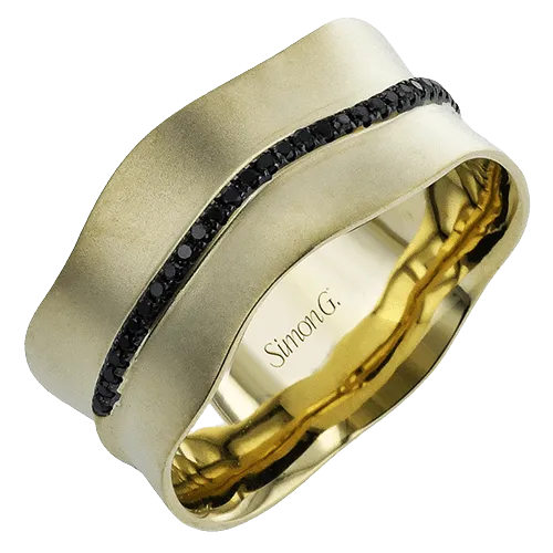 Men's Wedding Band in 14k Gold with Black Diamonds